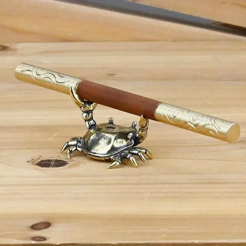 Brass Crab Sculpture Weightlif - Art Craft New Year reseña y precio