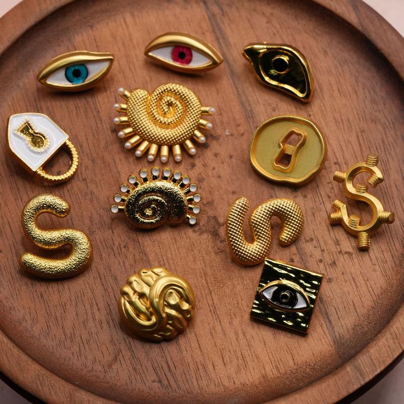 New Vintage Metal Button Artis - Art Craft Girl reseña y precio